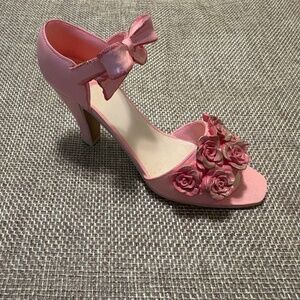 SS Sarna Rose Garden -# 7-2 Heel